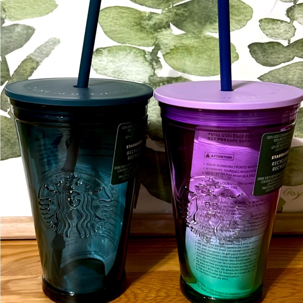 Starbucks recycled glass cups